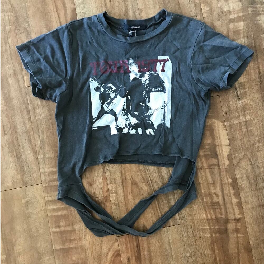 FOREVER 21 gray Tour 1977 basic strappy band rock tshirt top blouse